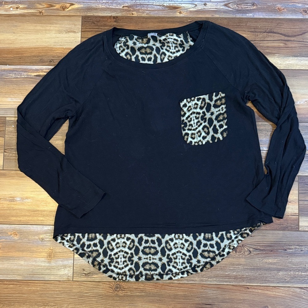 Venus Black and Leopard Long Sleeve Women's Top - L